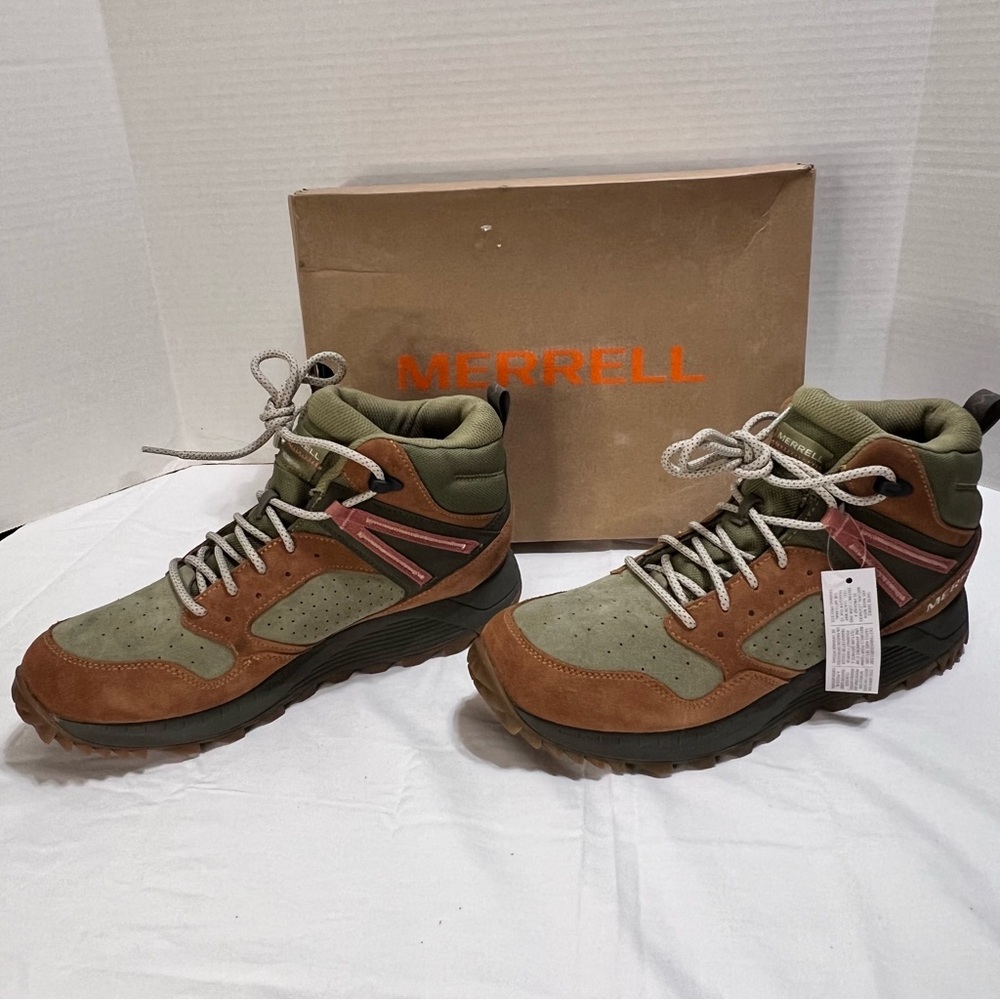 MERRELL WOMENS WILDWOOD MID LEATHER WATERPROOF HIKING BOOTS - SIZE 11